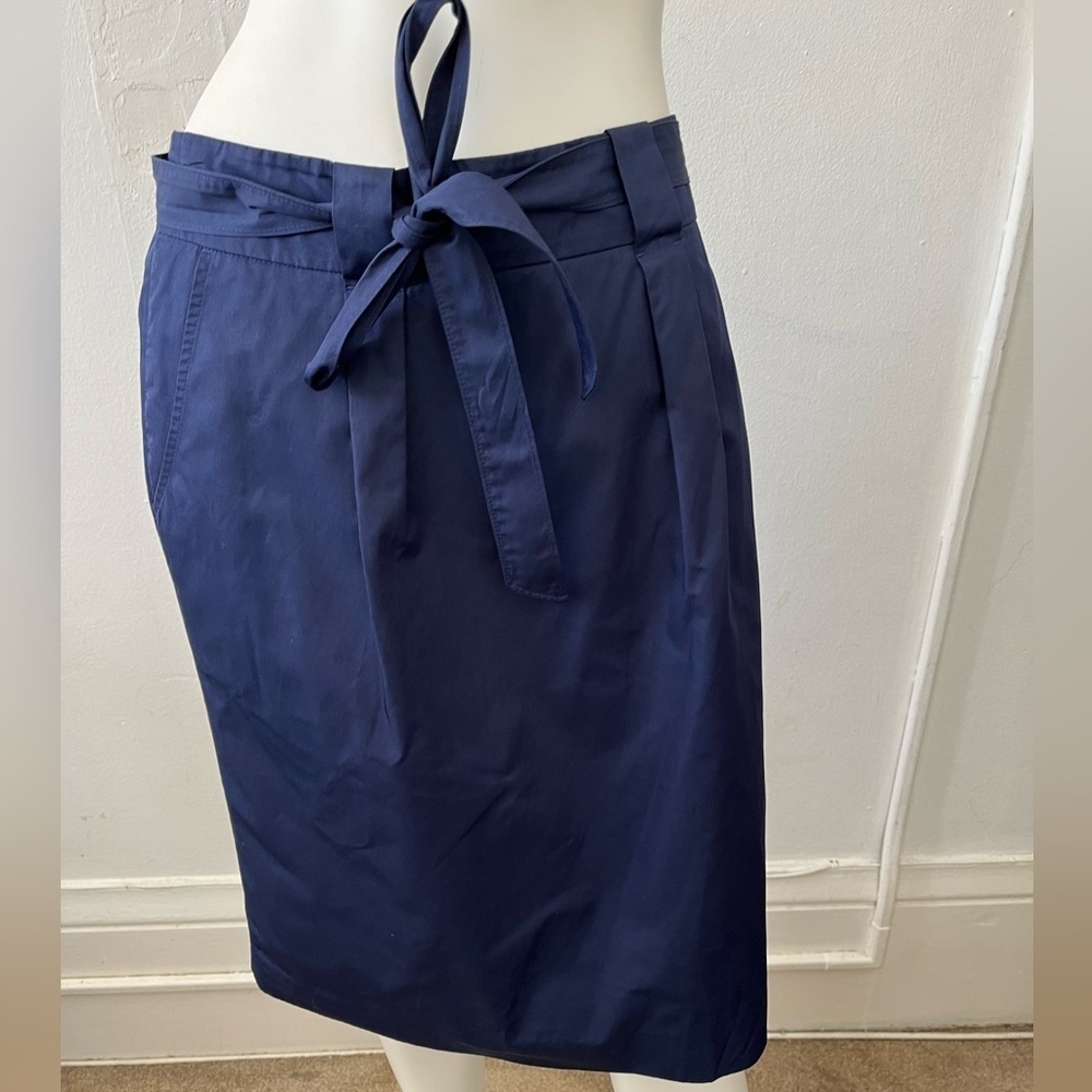 Uniqlo navy blue shiny belted pencil straight office casual skirt size 0